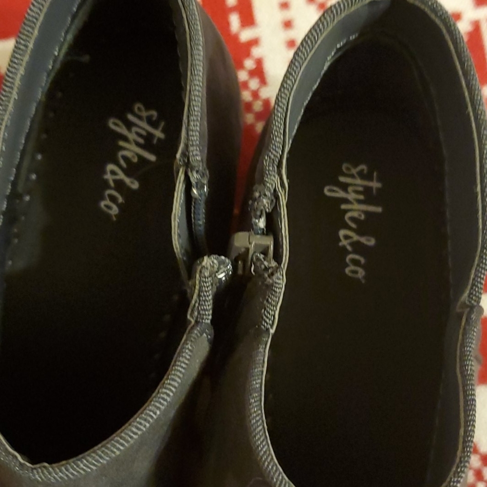 Style & Co. Ankle Booties - NWOT - Picture 7 of 10